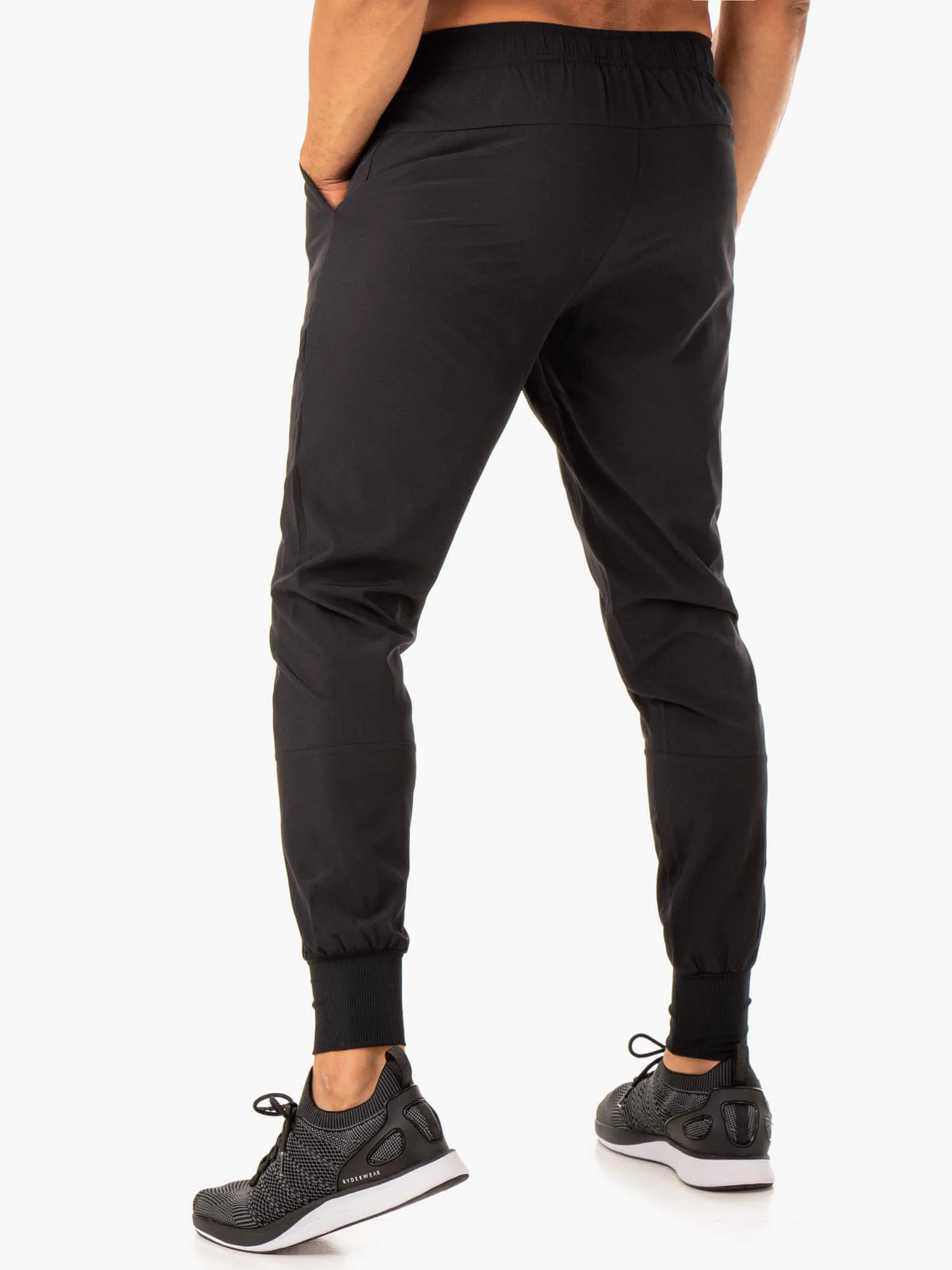 Division Woven Joggers - Black