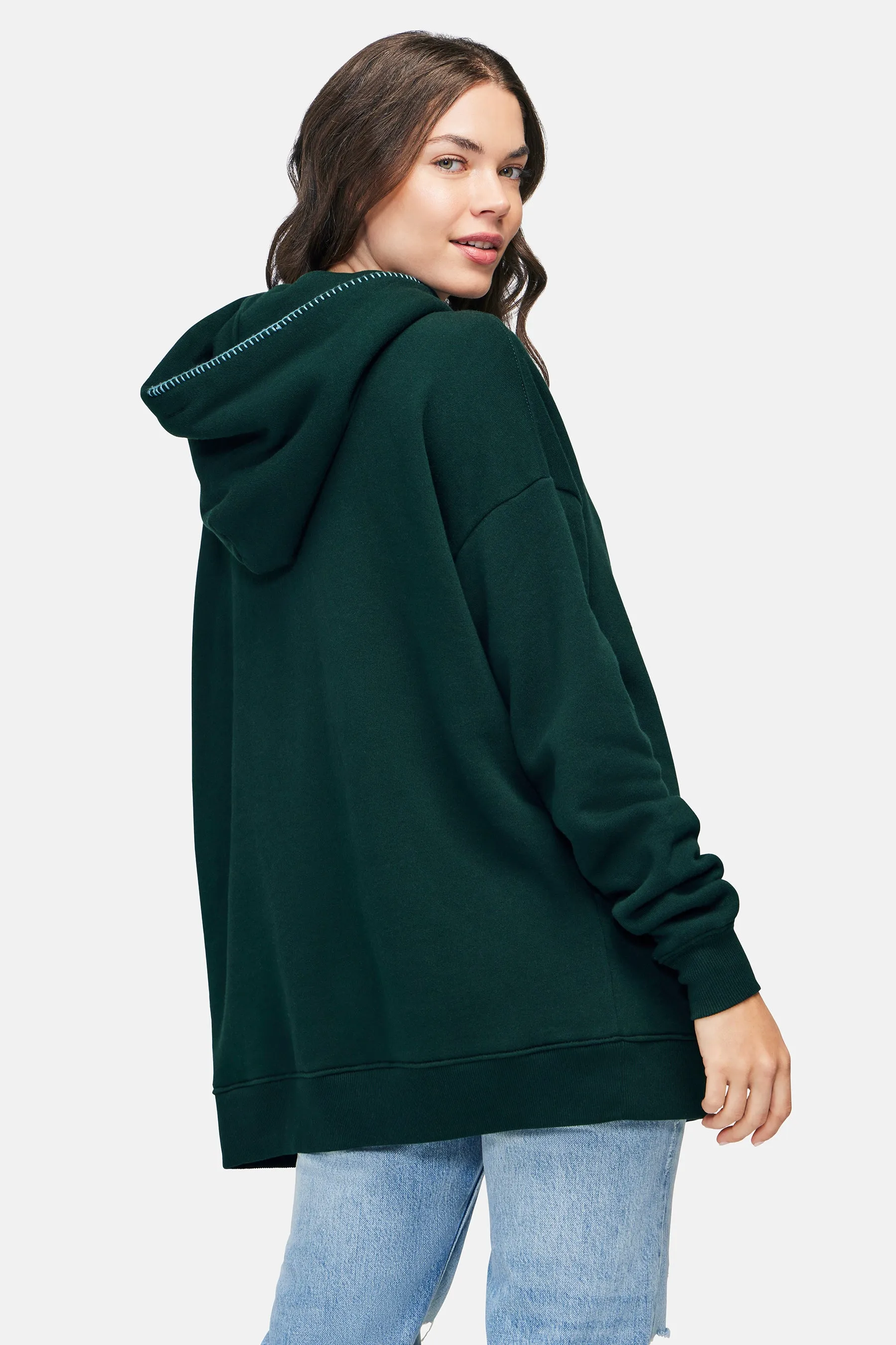 Outdoorsy Roadtrip Hoodie | Scarab