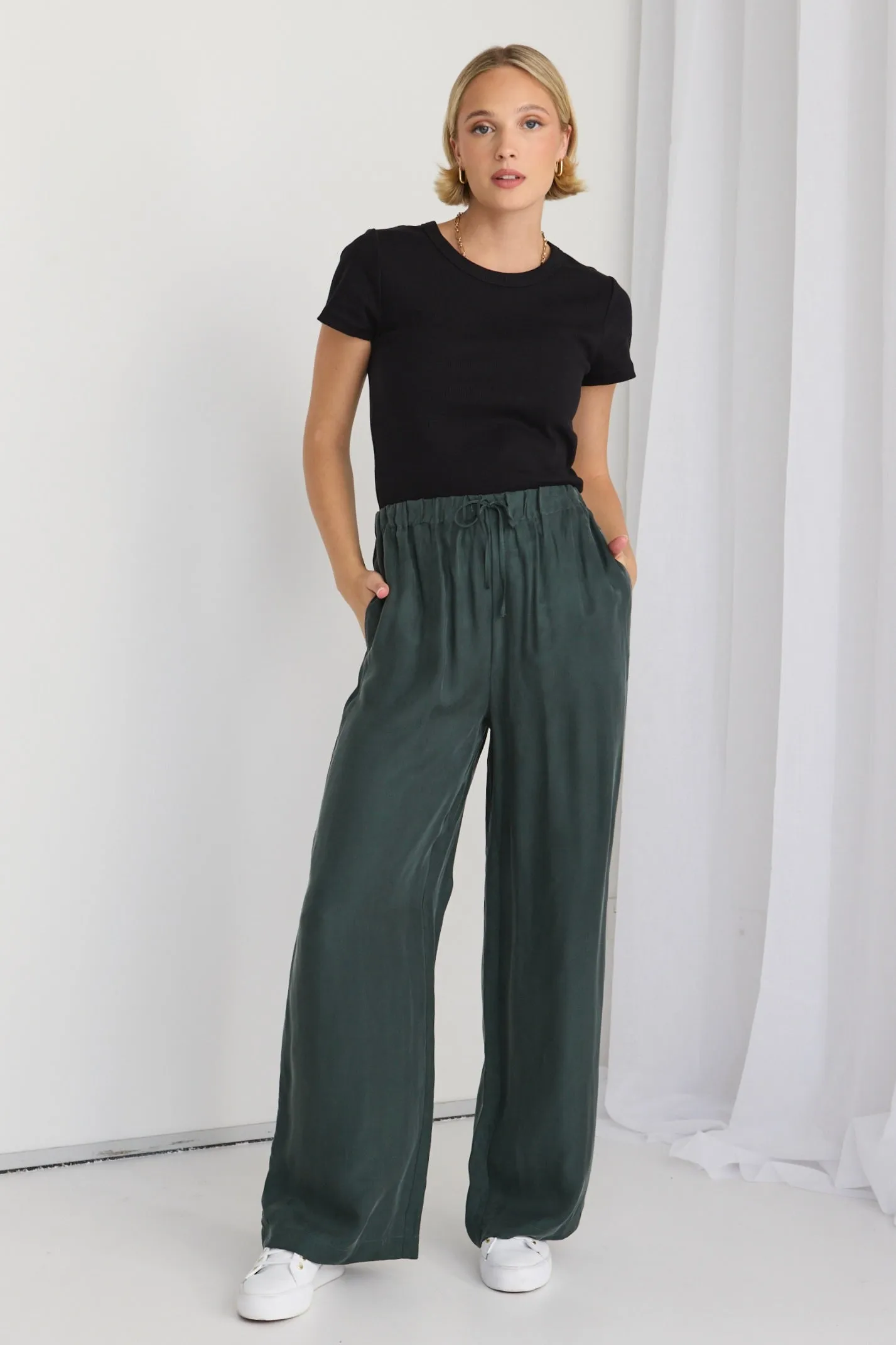 Riverside Forest Luxury Blend Pull On Wideleg Pants