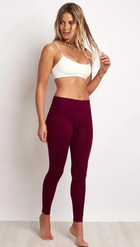 Teeki Solid Burgundy Hot Pant Leggings